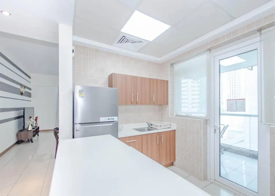 Stonetree - Spacious 1Br - Best Location For Tourist Dubai Apartment