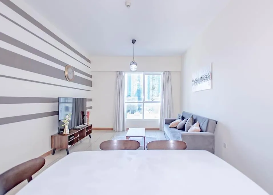 Stonetree - Spacious 1Br - Best Location For Tourist Dubai Apartment